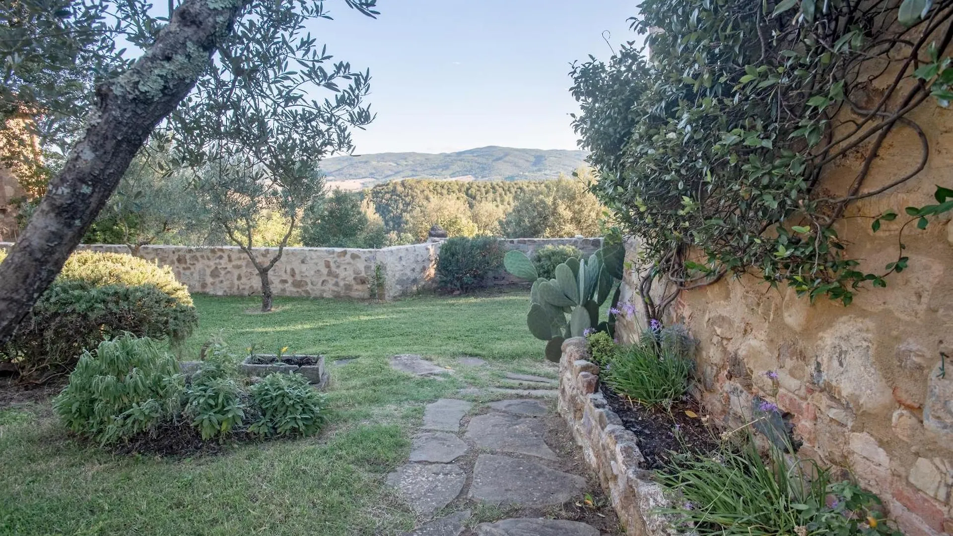 Wp Relais Pompana Etruscan Villas Villa Montesoli 0*,